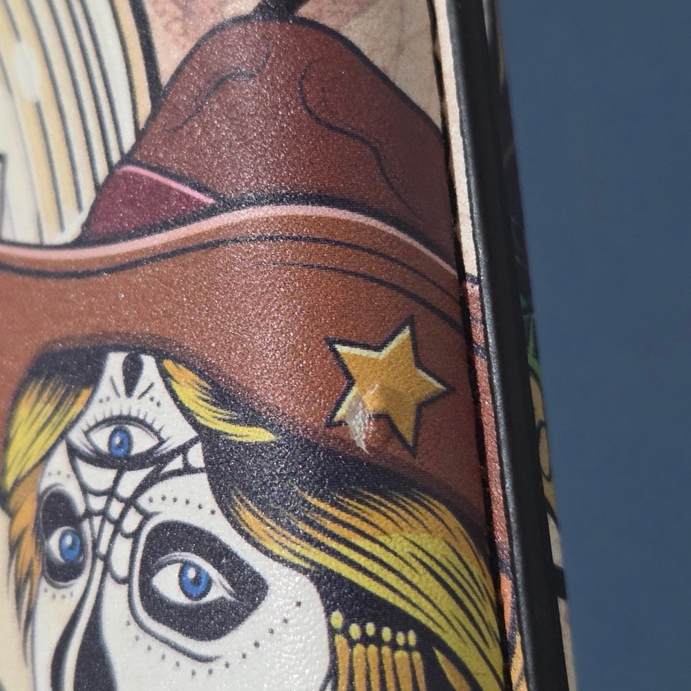 Drew Estate 2018 Limited Edition “Three Sisters" 3-finger leather Cigar case. - Picture 4 of 6